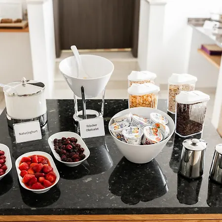 Vier Jahreszeiten An Der Therme & Kliniken Naehe Freiburg & Schwarzwald Ideal Fuer Wellness Kur & Business Ausfluege 24h Check In- Wlan & Parken Gratis 3* 바트크로찡엔