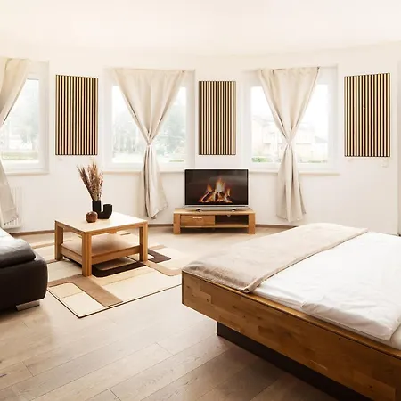 Vier Jahreszeiten An Der Therme & Kliniken Naehe Freiburg & Schwarzwald Ideal Fuer Wellness Kur & Business Ausfluege 24h Check In- Wlan & Parken Gratis 3* باد كروزنغن