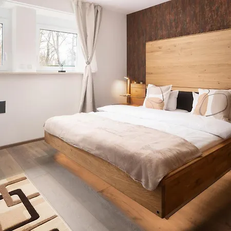 Vier Jahreszeiten An Der Therme & Kliniken Naehe Freiburg & Schwarzwald Ideal Fuer Wellness Kur & Business Ausfluege 24h Check In- Wlan & Parken Gratis 3* 바트크로찡엔