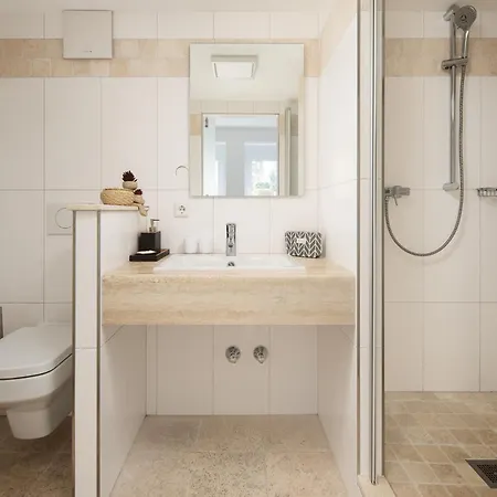 Vier Jahreszeiten An Den Thermen Hotel 3*