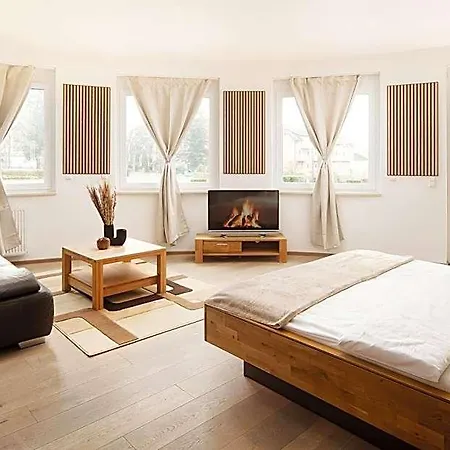 Vier Jahreszeiten An Der Therme & Kliniken Naehe Freiburg & Schwarzwald Ideal Fuer Wellness Kur & Business Ausfluege 24h Check In- Wlan & Parken Gratis باد كروزنغن